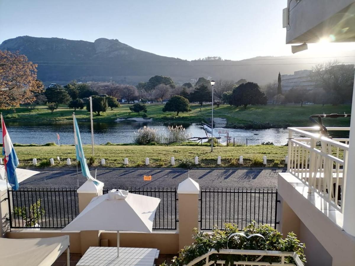 Sunset Boulevard Riverlodge Paarl Esterno foto